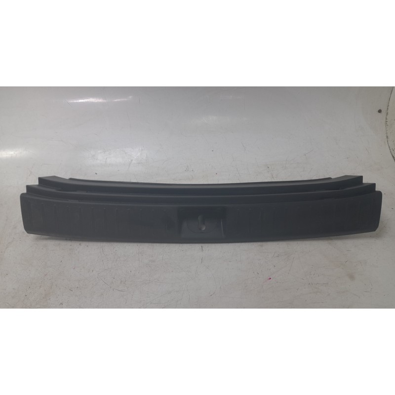 Recambio de moldura para kia sportage (nq5) drive referencia OEM IAM 85770R2100WK  