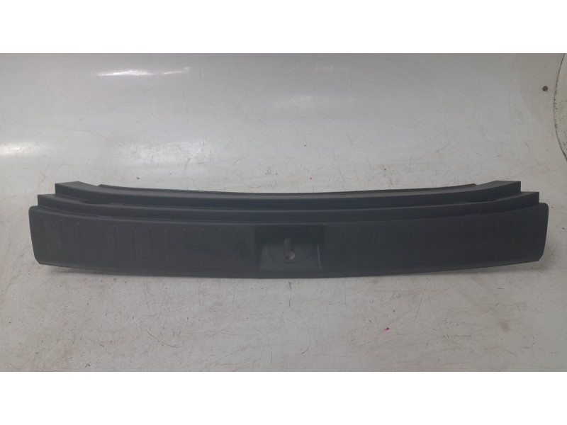 Recambio de moldura para kia sportage (nq5) drive referencia OEM IAM 85770R2100WK  