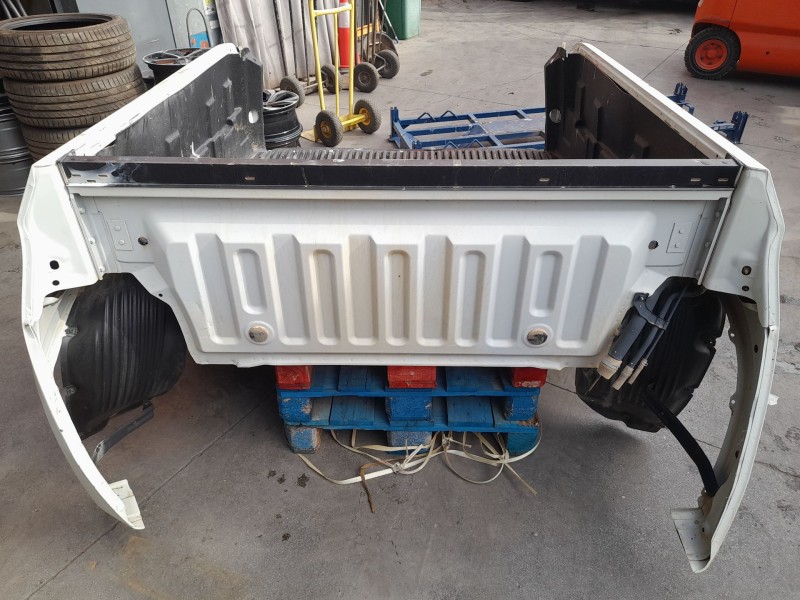 Recambio de caja trasera para mitsubishi l 200 (kl0/kj0) basis doppelkabine 4wd referencia OEM IAM 6722A939  