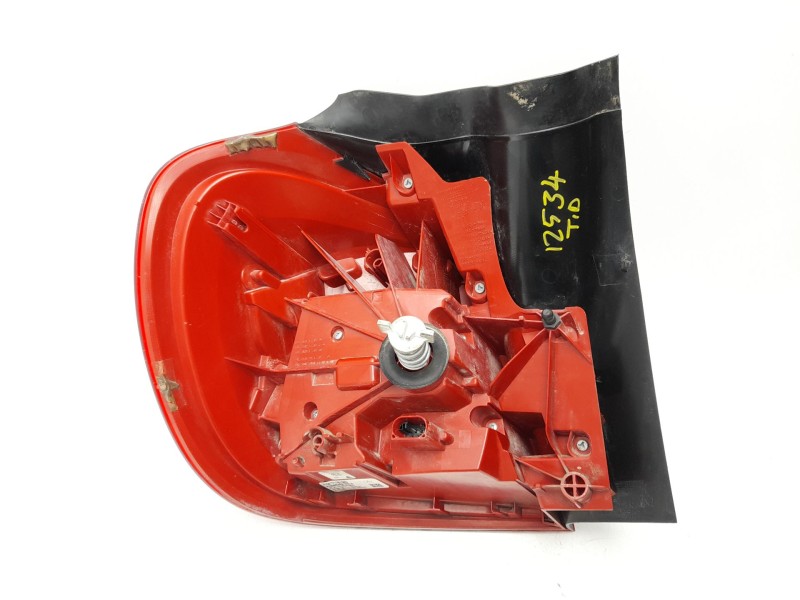 Recambio de piloto trasero derecho para mercedes-benz clase gla (x156) gla 200 cdi / d (156.908) referencia OEM IAM A1569062058 