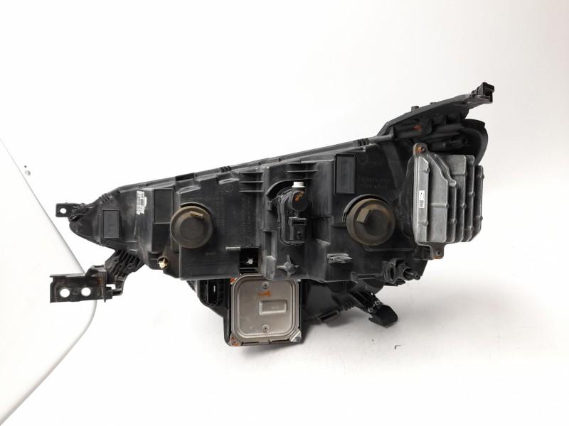 Recambio de faro derecho para renault megane iv grandtour referencia OEM IAM 260104596R  