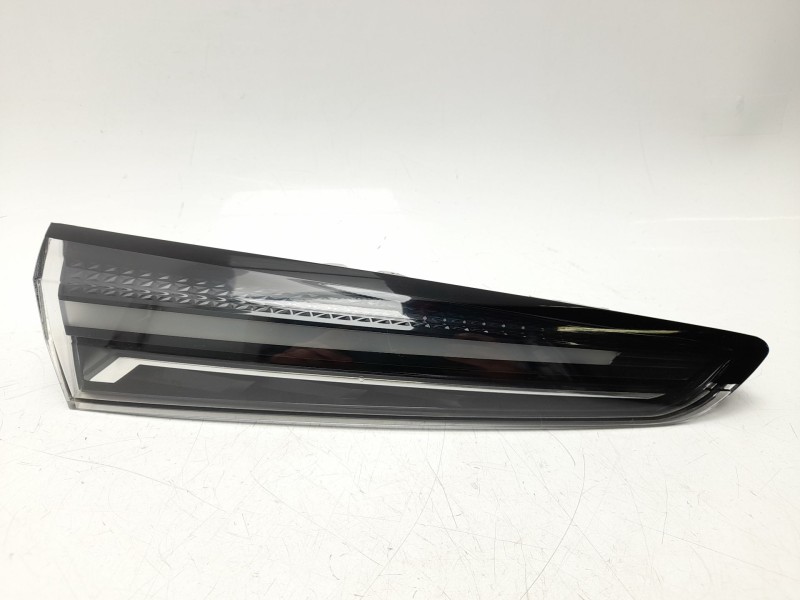 Recambio de piloto trasero izquierdo interior para renault captur e-tech hybrid referencia OEM IAM 265553268R  