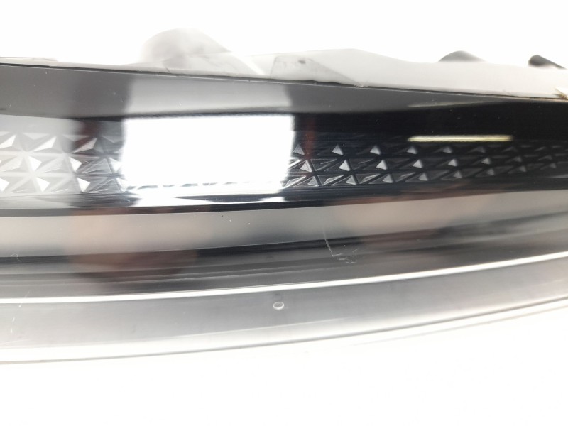 Recambio de piloto trasero izquierdo interior para renault captur e-tech hybrid referencia OEM IAM 265553268R  