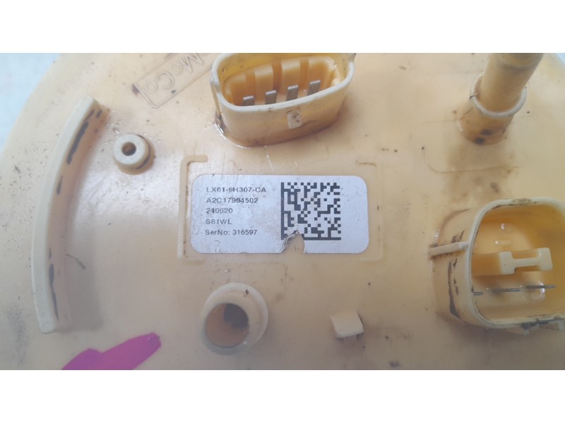 Recambio de bomba combustible para ford kuga titanium referencia OEM IAM 2456652  