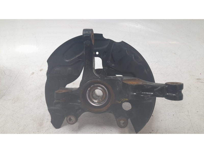 Recambio de mangueta delantera izquierda para ford kuga titanium referencia OEM IAM LX6C3K171A1A  