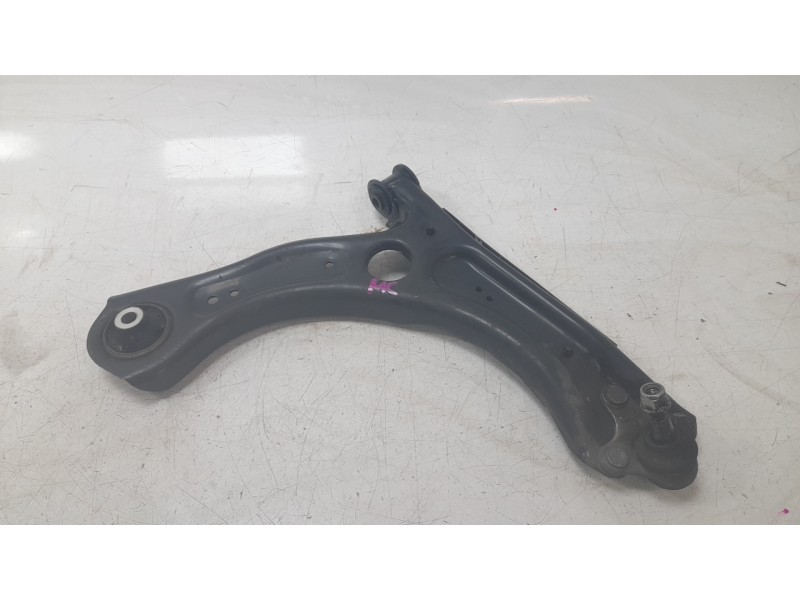 Recambio de brazo suspension inferior delantero derecho para seat arona (kj7, kjp) 1.0 tsi referencia OEM IAM 2Q0407152D  