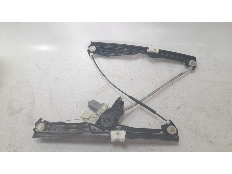 Recambio de elevalunas delantero derecho para peugeot 308 ii (lb_, lp_, lw_, lh_, l3_) 1.6 gti (l35gnh) referencia OEM IAM 98260