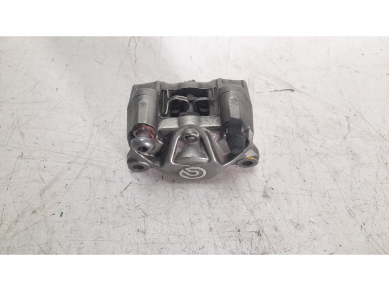 Recambio de pinza de freno trasera derecha para ktm super duke 1290 super duke r referencia OEM IAM 6131308000158  