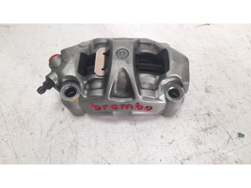 Recambio de pinza de freno delantera izquierda para ktm super duke 1290 super duke r referencia OEM IAM 6131301510158  