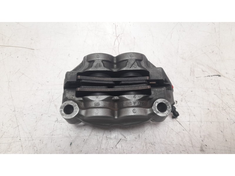 Recambio de pinza de freno delantera izquierda para ktm super duke 1290 super duke r referencia OEM IAM 6131301510158  