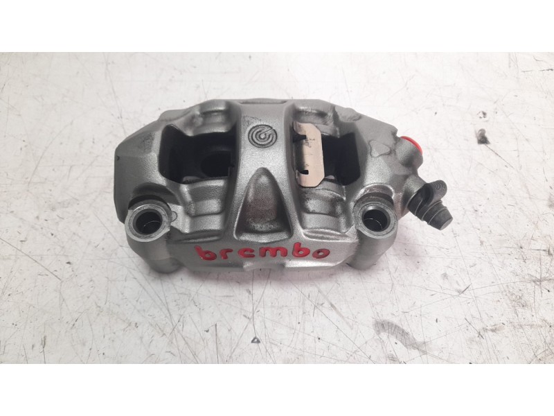 Recambio de pinza de freno delantera derecha para ktm super duke 1290 super duke r referencia OEM IAM 6131301610158  