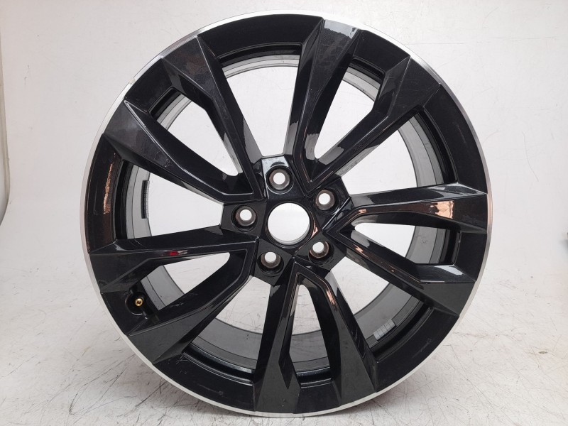 Recambio de llanta para skoda karoq (nu7, nd7) 1.5 tsi referencia OEM IAM 57A601025AS  