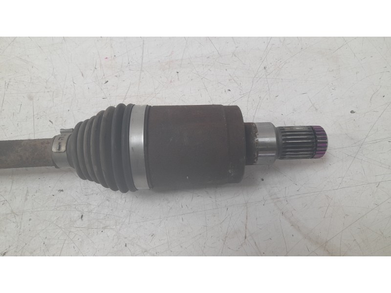 Recambio de transmision trasera izquierda para ford kuga titanium referencia OEM IAM LX674K138AAB  