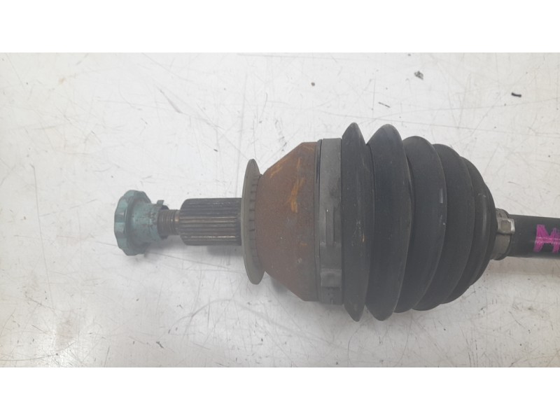 Recambio de transmision delantera derecha para seat arona (kj7, kjp) 1.0 tsi referencia OEM IAM 2Q0407272BS  V11837/NPWVW230