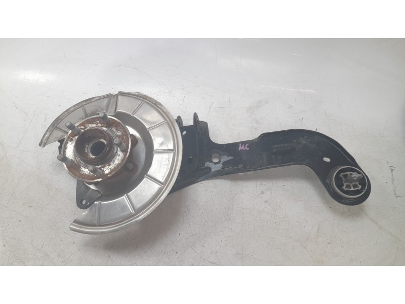 Recambio de mangueta trasera izquierda para ford kuga titanium referencia OEM IAM LX615A969BE  