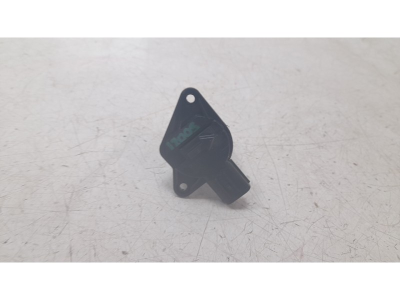 Recambio de caudalimetro para toyota rav4 hybrid 4x2 advance referencia OEM IAM 2220475040  EPPTY010/SNF120N68TL