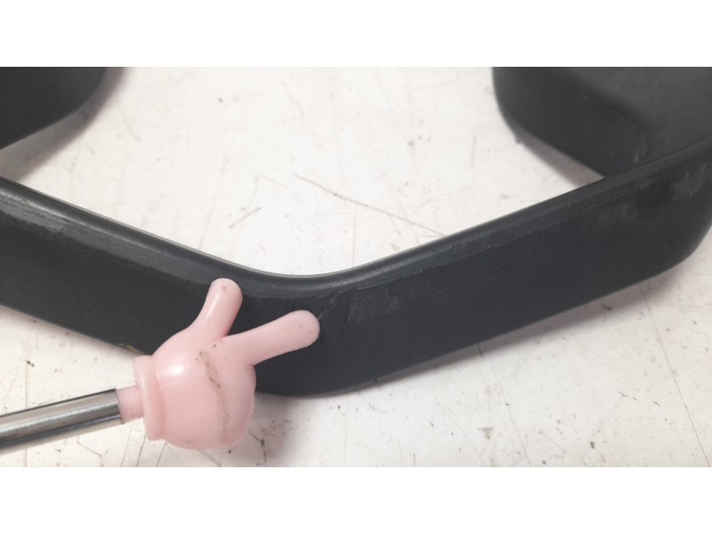 Recambio de agarradera trasera para ktm super duke 1290 super duke r referencia OEM IAM 61412008000  