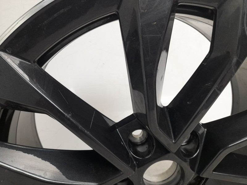 Recambio de llanta para skoda karoq (nu7, nd7) 1.5 tsi referencia OEM IAM 57A601025AS  
