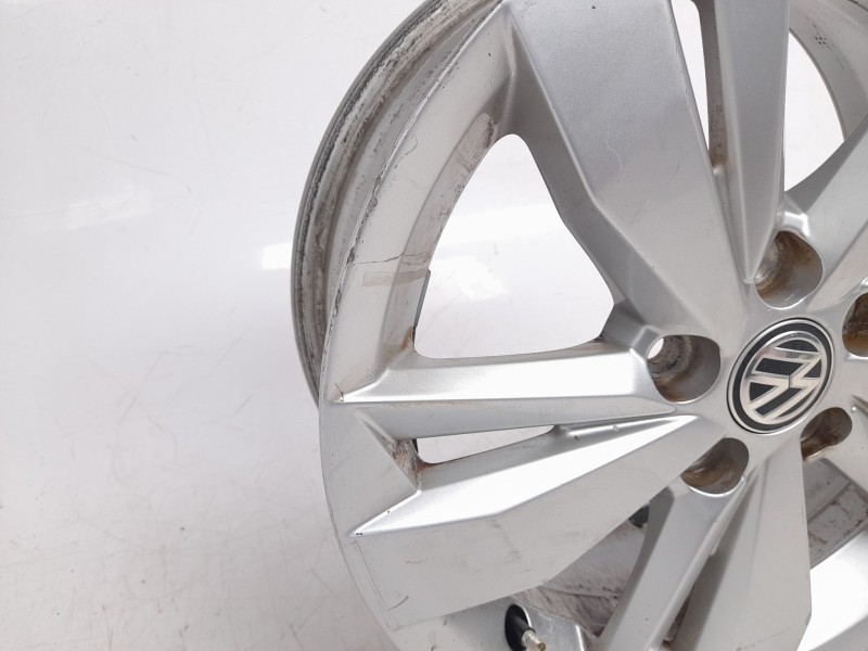 Recambio de llanta para volkswagen polo vi (aw1, bz1, ae1) 1.0 tsi referencia OEM IAM 2G0601025  