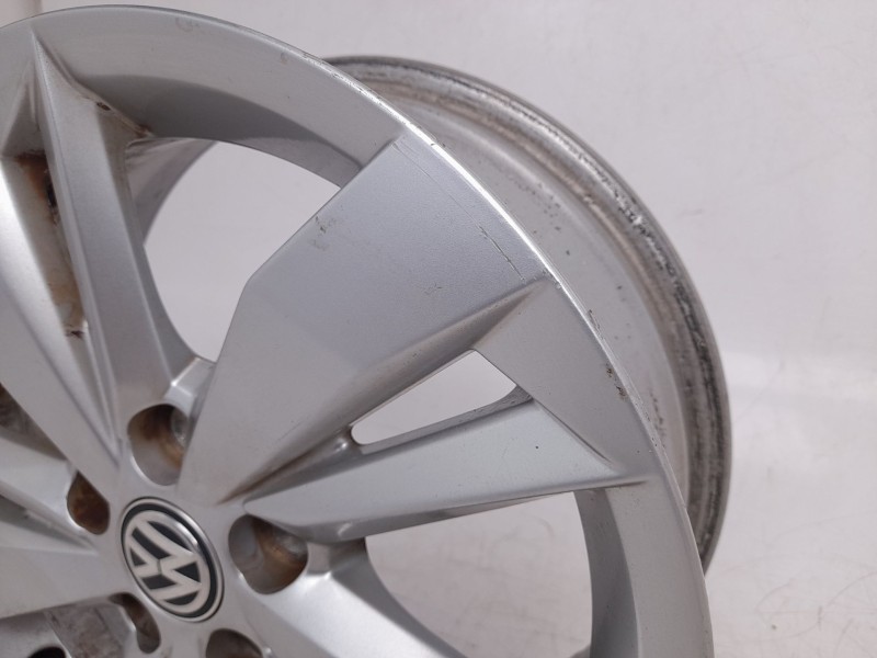 Recambio de llanta para volkswagen polo vi (aw1, bz1, ae1) 1.0 tsi referencia OEM IAM 2G0601025  
