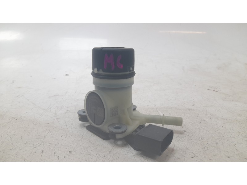 Recambio de bomba combustible para audi a3 (8v1, 8vk) 1.6 tdi referencia OEM IAM F01C070013  