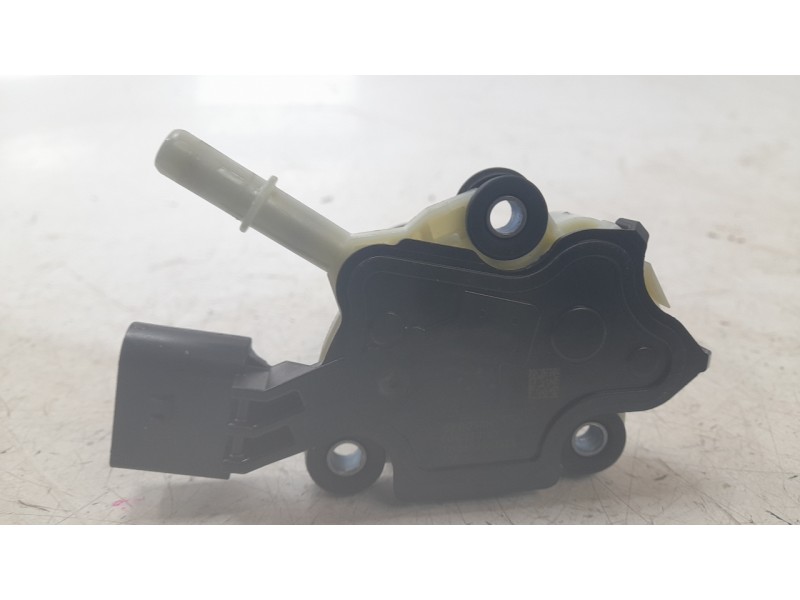 Recambio de bomba combustible para audi a3 (8v1, 8vk) 1.6 tdi referencia OEM IAM F01C070013  