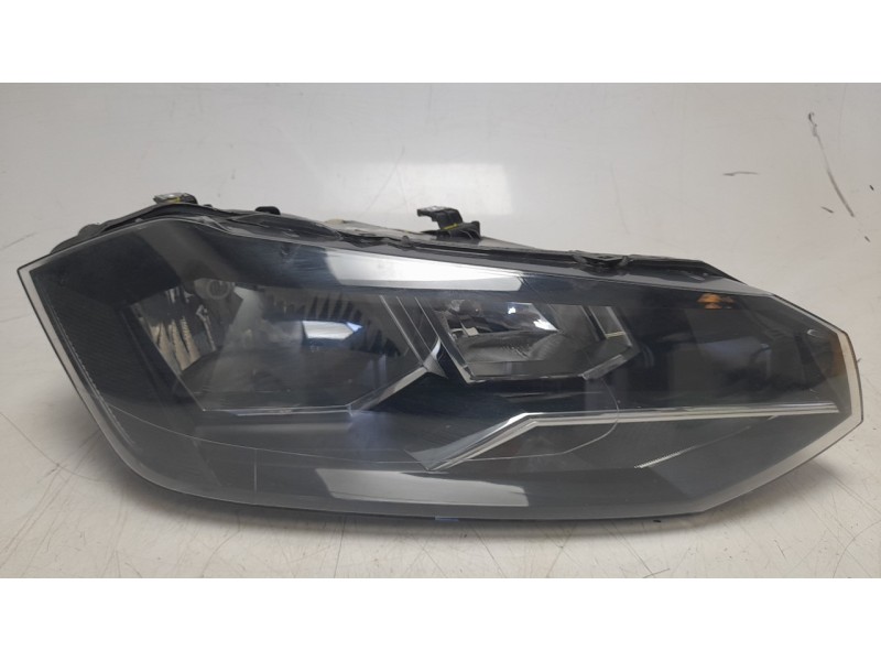 Recambio de faro derecho para volkswagen polo vi (aw1, bz1, ae1) 1.0 tsi referencia OEM IAM 2G1941006  10123780001/11340402/VG02