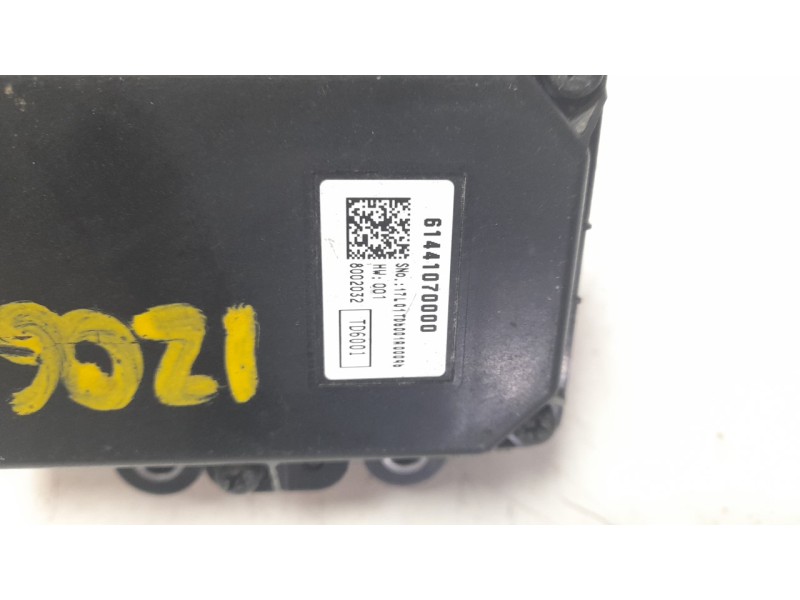 Recambio de servomotor para ktm super duke 1290 super duke r referencia OEM IAM 61441070000  