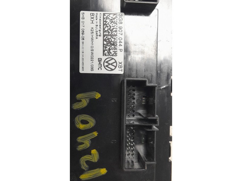 Recambio de mando climatizador para volkswagen touran (5t1) 2.0 tdi referencia OEM IAM 3G8907044P  