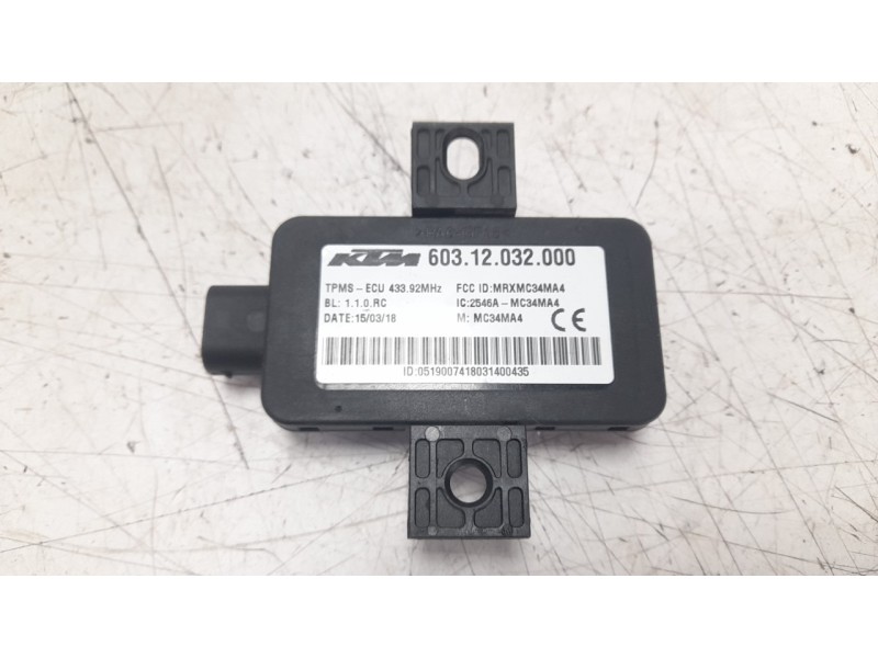 Recambio de modulo electronico para ktm super duke 1290 super duke r referencia OEM IAM 60312032000  
