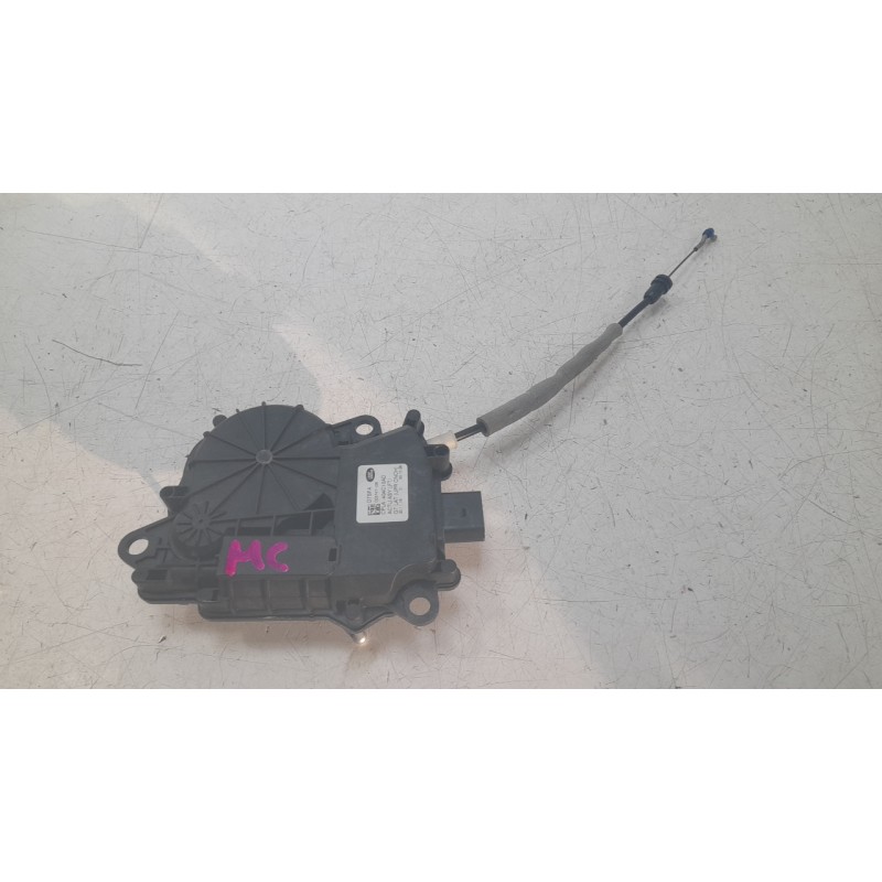 Recambio de motor cierre centralizado porton para land rover range rover velar (l560) 2.0 p300 si4 4x4 referencia OEM IAM CPLA40