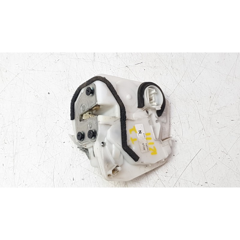 Recambio de cerradura puerta trasera izquierda para mazda cx-3 (dk) 2.0 skyactiv-g referencia OEM IAM D10E73310  