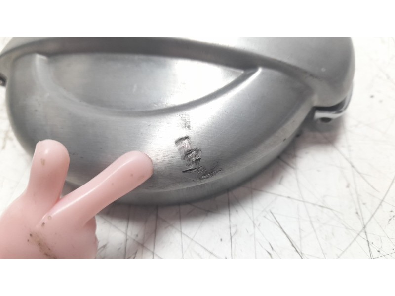 Recambio de tapon combustible para triumph rocket 3 r referencia OEM IAM T2401982  