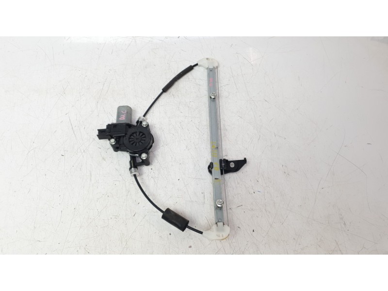 Recambio de elevalunas trasero derecho para mazda cx-3 (dk) 2.0 skyactiv-g referencia OEM IAM D10E72590A  