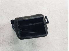 Recambio de aireador derecho para renault megane iv hatchback (b9a/m/n_) 1.5 blue dci 115 (b9a6) referencia OEM IAM 687600666R   2