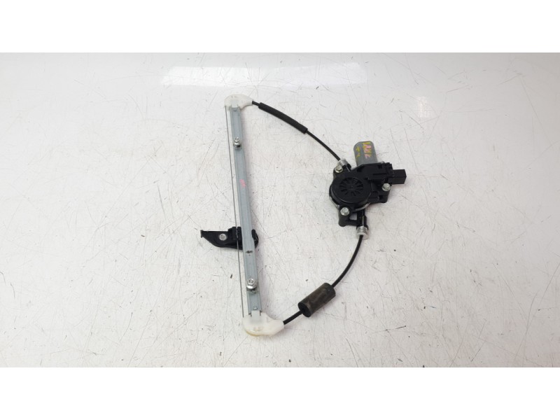 Recambio de elevalunas trasero izquierdo para mazda cx-3 (dk) 2.0 skyactiv-g referencia OEM IAM D10E73590A  