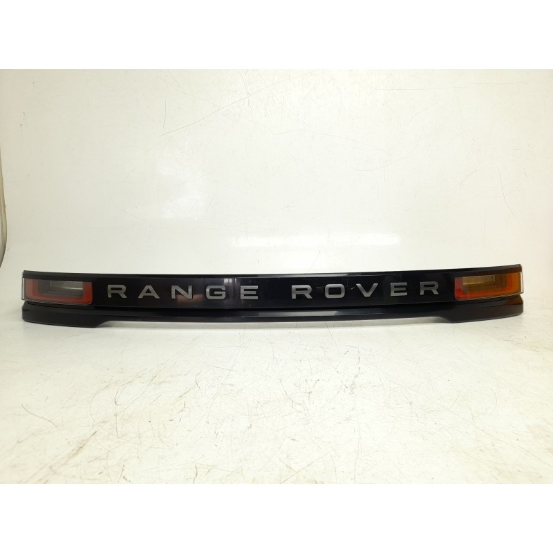 Recambio de piloto trasero central para land rover range rover velar (l560) 2.0 p300 si4 4x4 referencia OEM IAM J8A213192BE  