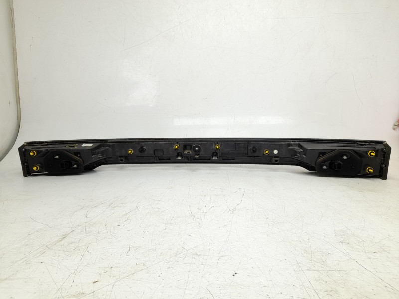 Recambio de piloto trasero central para land rover range rover velar (l560) 2.0 p300 si4 4x4 referencia OEM IAM J8A213192BE  
