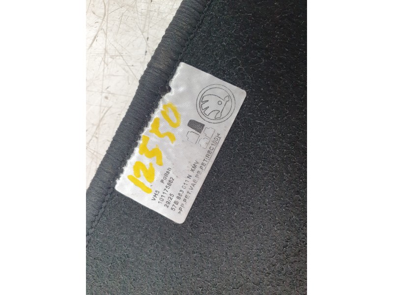 Recambio de juego alfombrillas para skoda karoq (nu7, nd7) 1.5 tsi referencia OEM IAM 57B863011N  