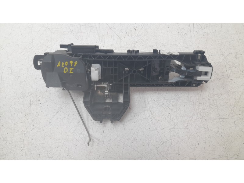 Recambio de maneta exterior delantera izquierda para mercedes-benz clase gla (x156) gla 180 (156.942) referencia OEM IAM 2047600