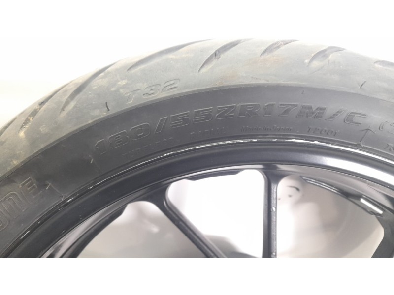 Recambio de llanta para yamaha xsr 700 referencia OEM IAM 2DR253380098  