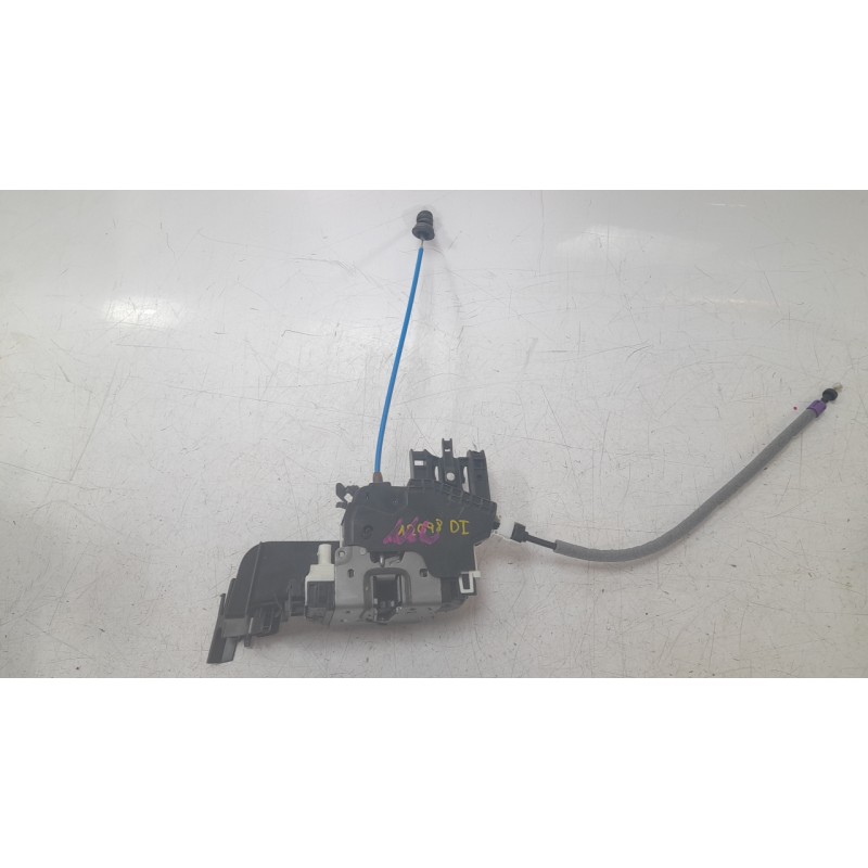Recambio de cerradura puerta delantera izquierda para mercedes-benz clase gla (x156) gla 180 (156.942) referencia OEM IAM 166720