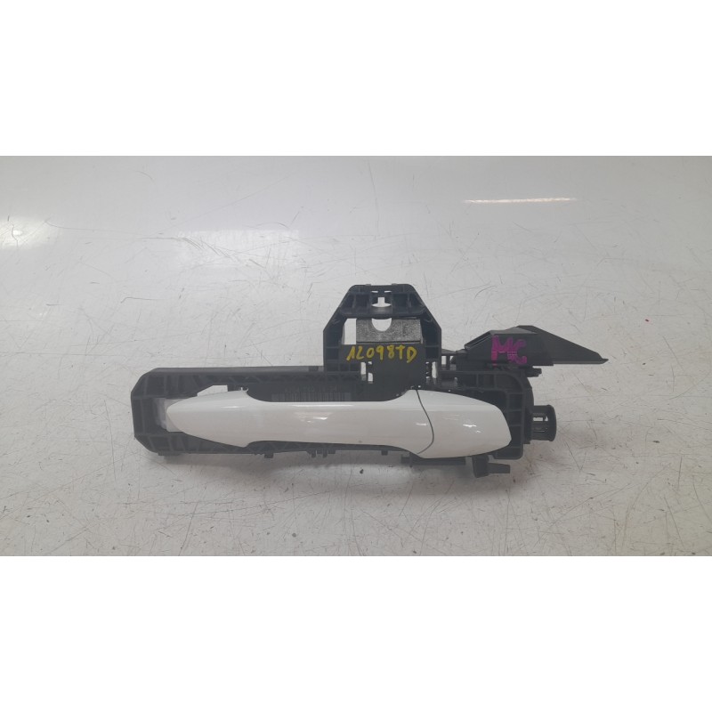 Recambio de maneta exterior trasera derecha para mercedes-benz clase gla (x156) gla 180 (156.942) referencia OEM IAM 2047600270 
