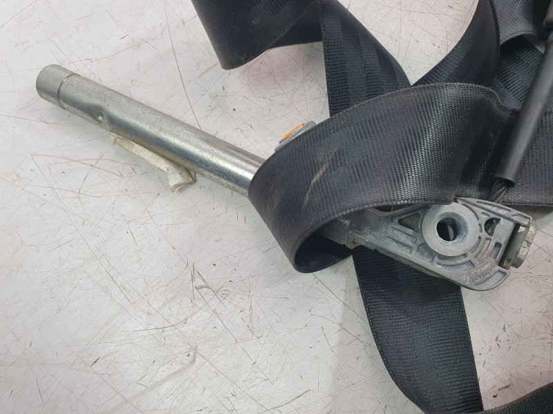 Recambio de cinturon seguridad delantero derecho para renault megane iv hatchback (b9a/m/n_) 1.5 blue dci 115 (b9a6) referencia 