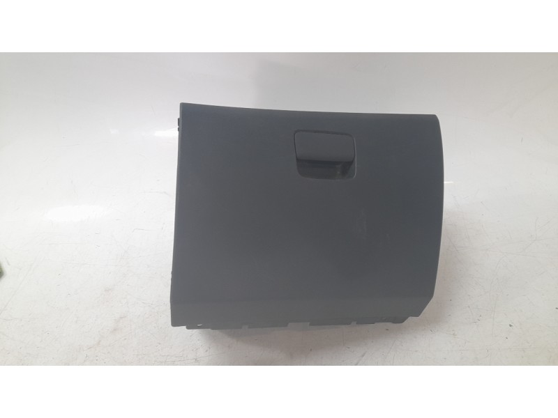 Recambio de guantera para mercedes-benz clase gla (x156) gla 180 (156.942) referencia OEM IAM 1766808600  