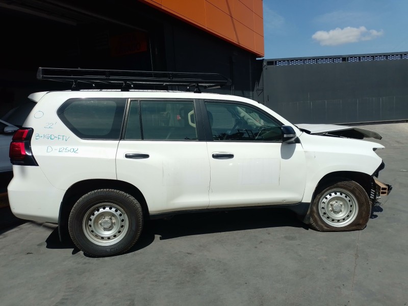 Recambio de barras techo para toyota land cruiser prado (_j15_) 2.8 d-4d (gdj155, gdj150) referencia OEM IAM 910-251  