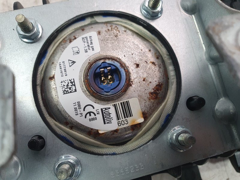 Recambio de airbag delantero derecho para renault megane iv hatchback (b9a/m/n_) 1.5 blue dci 115 (b9a6) referencia OEM IAM 9852