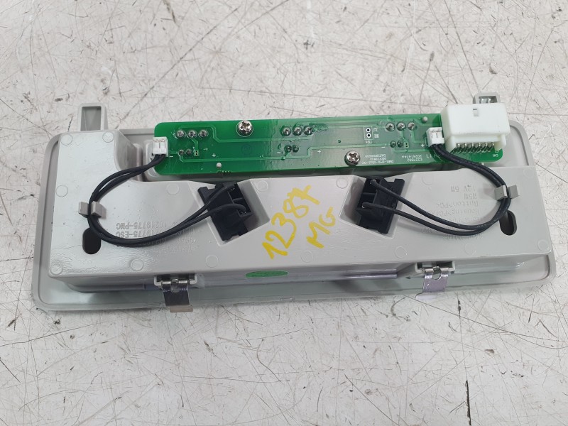 Recambio de luz interior para mg zs 1.5 hybrid+ referencia OEM IAM 10219775  