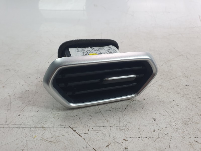 Recambio de aireador derecho para mg zs 1.5 hybrid+ referencia OEM IAM 11406949  