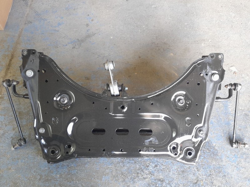 Recambio de puente delantero para renault kadjar (ha_, hl_) 1.5 blue dci 115 referencia OEM IAM 54401HV70B  